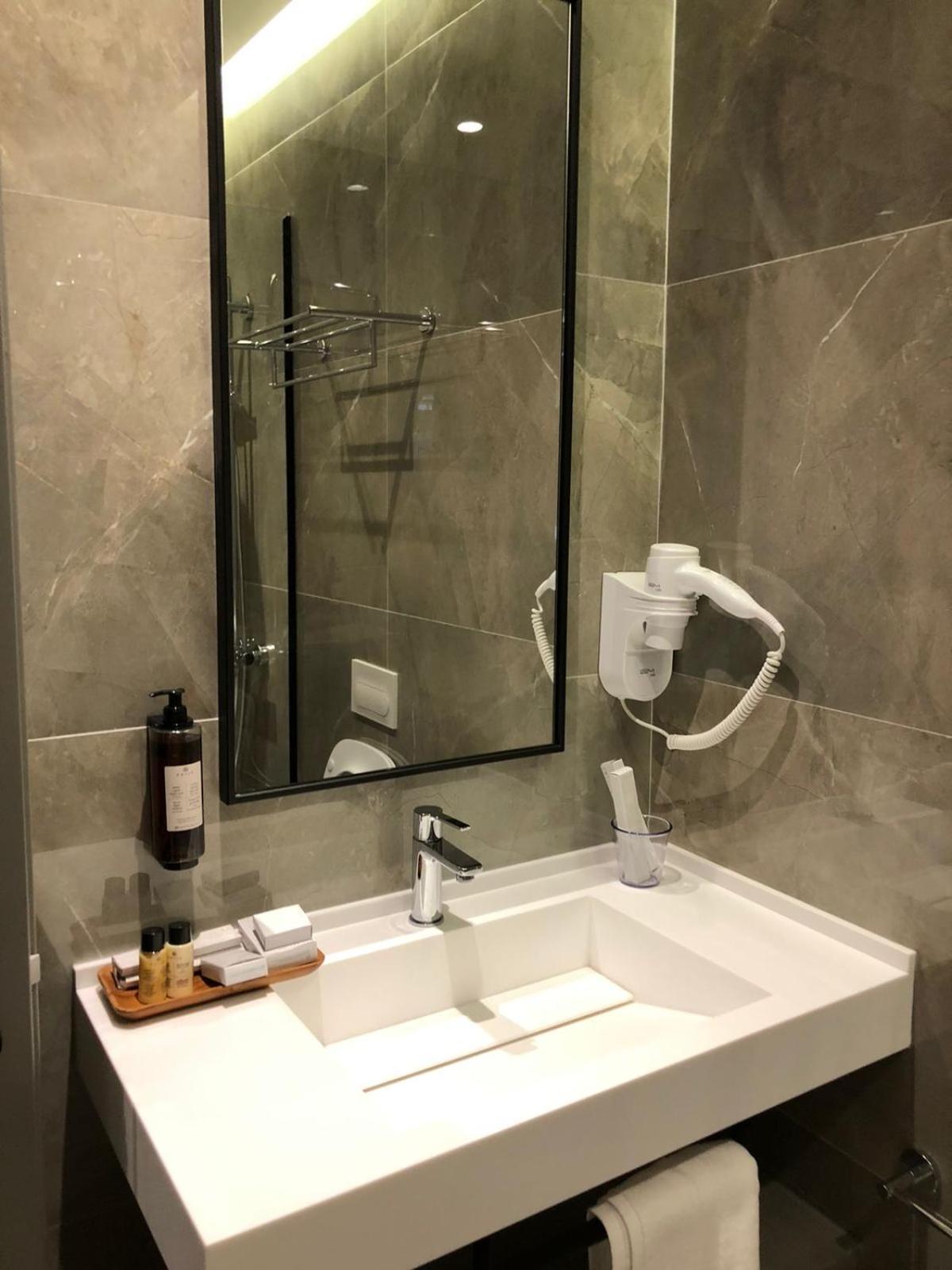 Stephen Seaside Hotel Dhërmi Екстериор снимка